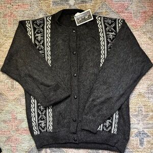 100% Alpaca wool vintage cardigan